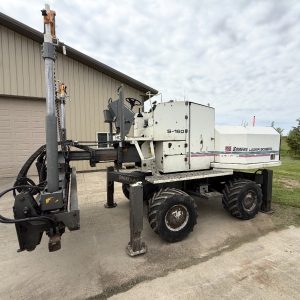 1998 S-160 Somero laser screed